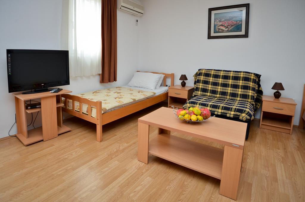 Apartmani Alexandra Budva Chambre photo