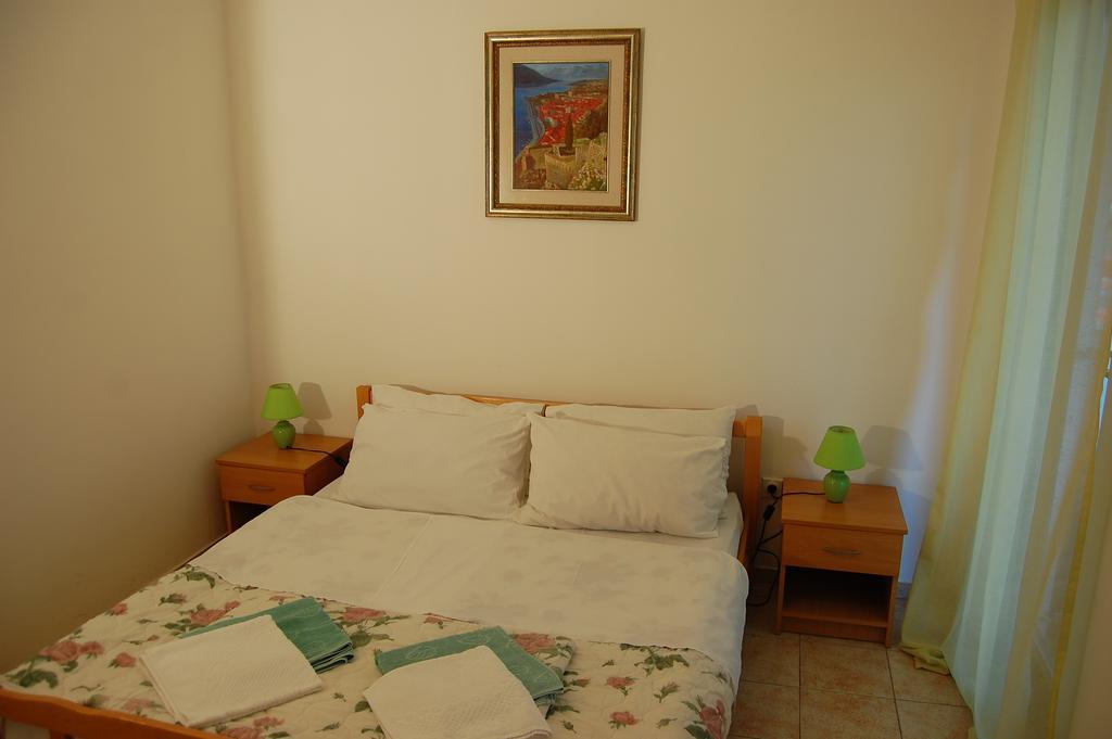Apartmani Alexandra Budva Chambre photo